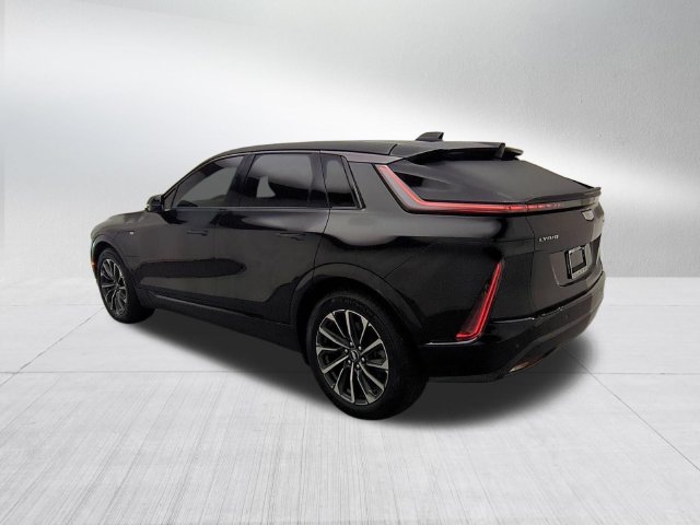 Used 2024 Cadillac Lyriq Sport w/ LPO, Floor Liner Package AWD/4WD image 7