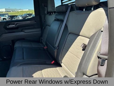 Used 2023 Chevrolet Silverado 1500 ZR2 w/ Technology Package AWD/4WD image 18