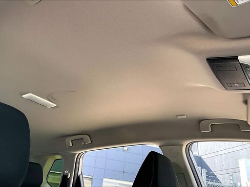 Certified 2023 Nissan Rogue SV image 13