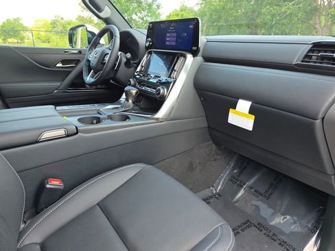 New 2026 Lexus LX 600 4WD w/ Luxury Package image 9