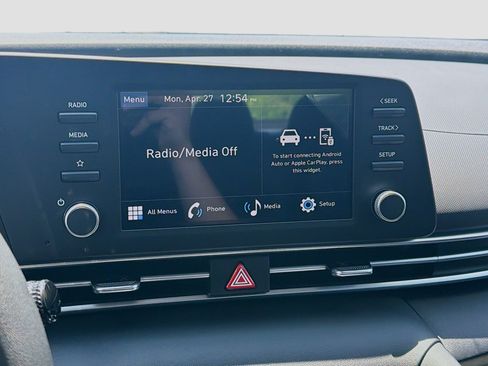 New 2026 Hyundai Elantra SE FWD image 10