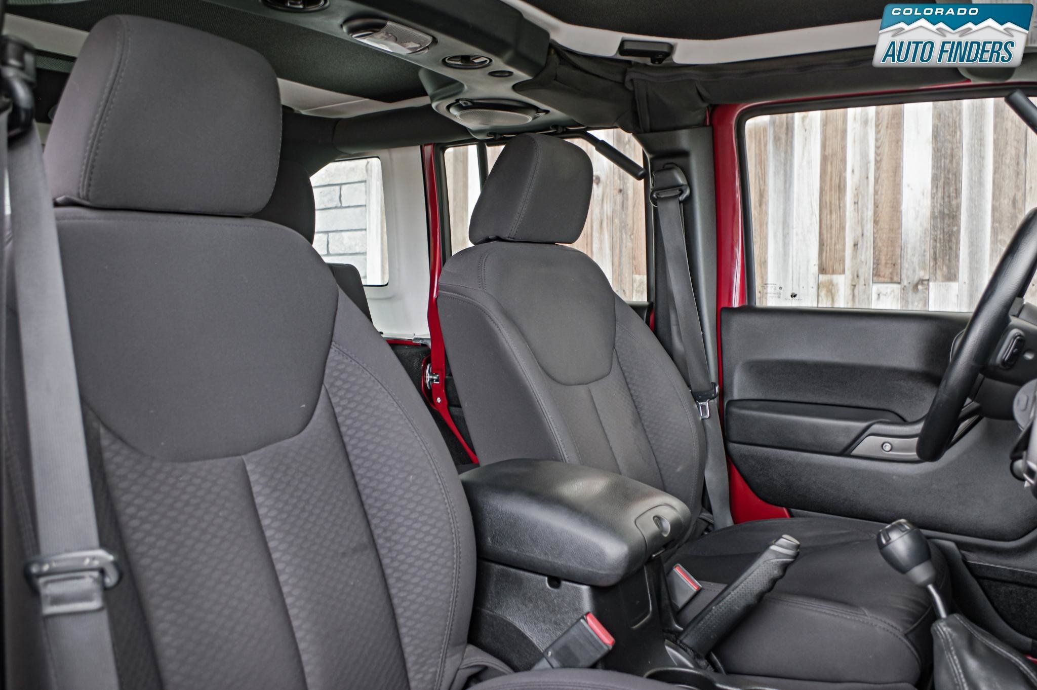 Used 2013 Jeep Wrangler Unlimited Sport w/ Max Tow Pkg AWD/4WD image 20