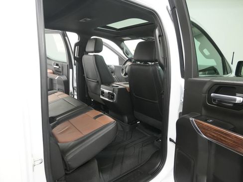 Used 2021 Chevrolet Silverado 1500 High Country w/ LPO, Dark Essentials Package AWD/4WD image 34