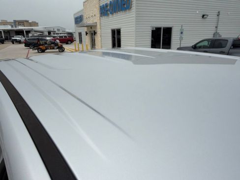 Used 2022 Chevrolet Silverado 1500 LT w/ Texas Edition Plus RWD image 8