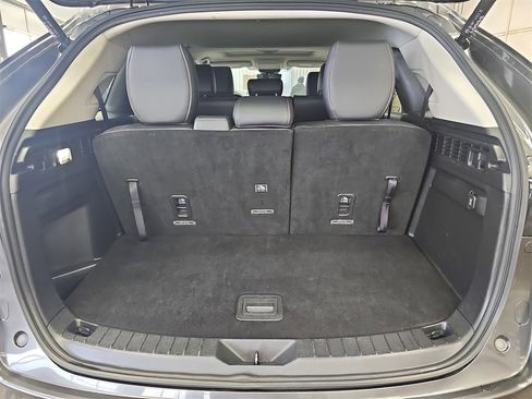 Used 2024 MAZDA CX-90 3.3 Turbo w/ Preferred Plus image 12