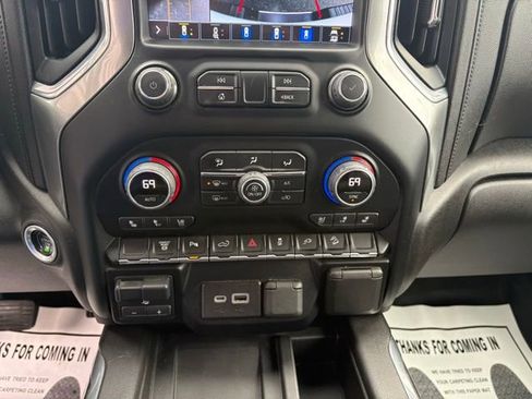 Used 2022 Chevrolet Silverado 2500 LTZ w/ LTZ Convenience Package image 20