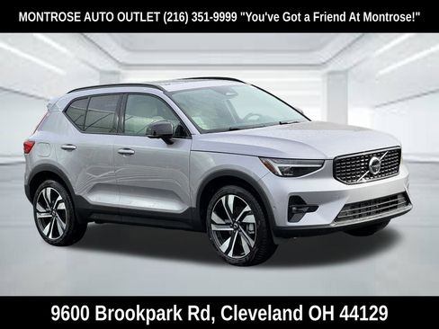 Used 2026 Volvo XC40 B5 Ultra w/ Protection Package Premier AWD/4WD image 7