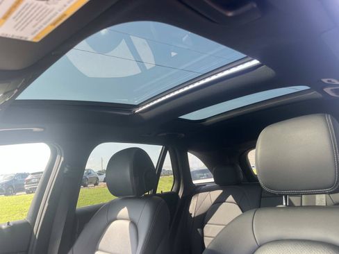 Certified 2022 Mercedes-Benz GLC 300 image 31