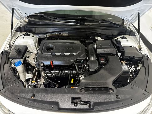 Used 2020 Kia Optima LX FWD image 10