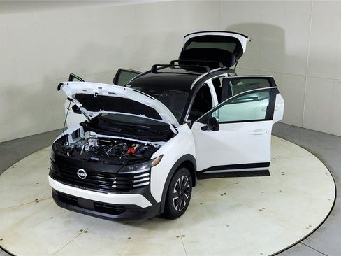 New 2026 Nissan Kicks SV w/ Cold Weather Package image 22