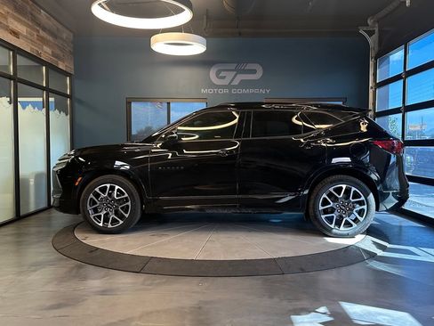 Used 2025 Chevrolet Blazer RS w/ Enhanced Convenience Package AWD/4WD image 6