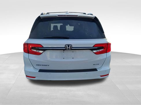 Used 2024 Honda Odyssey Elite image 14