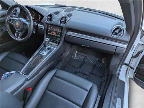 Used 2018 Porsche 718 Cayman image 18