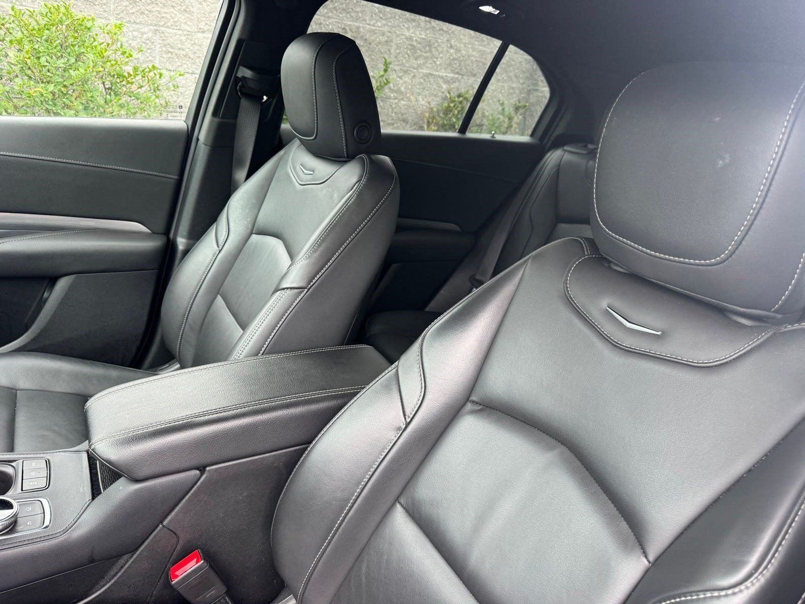 Used 2025 Cadillac XT4 Premium Luxury AWD/4WD image 23
