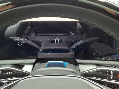 New 2025 Cadillac Optiq Luxury 1 image 36