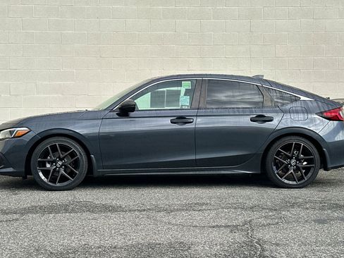 Used 2023 Honda Civic Sport Touring image 7