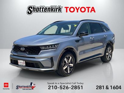 Used 2021 Kia Sorento S w/ Panoramic Sunroof Package