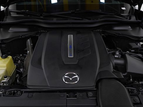 Certified 2024 MAZDA CX-90 Plug-In Hybrid w/ Premium Plus image 31