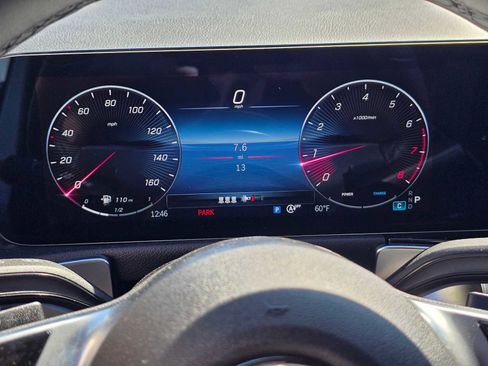 New 2025 Mercedes-Benz GLB 250 4MATIC image 29