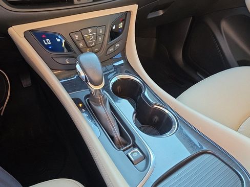Used 2017 Buick Envision Essence FWD image 24