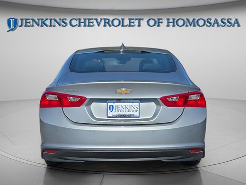 Used 2024 Chevrolet Malibu LT image 4