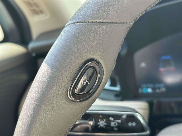 Used 2023 Lincoln Corsair AWD image 17