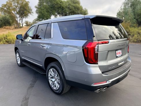 New 2026 GMC Yukon Denali image 6