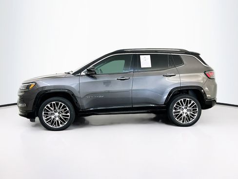Used 2022 Jeep Compass Limited w/ Elite Group image 4