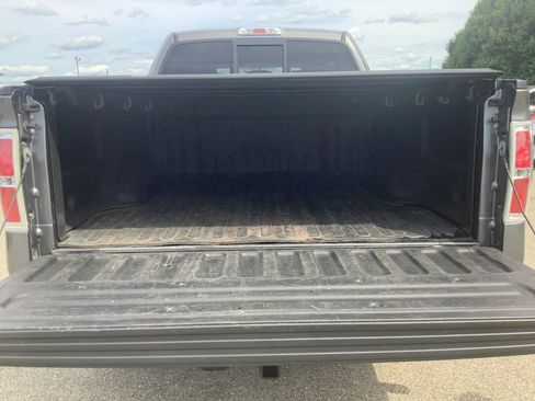Used 2011 Ford F150 XLT w/ XLT Chrome Pkg AWD/4WD image 14