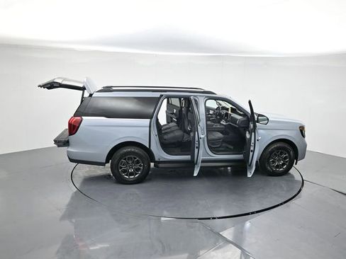 New 2025 Ford Expedition Max Active image 46
