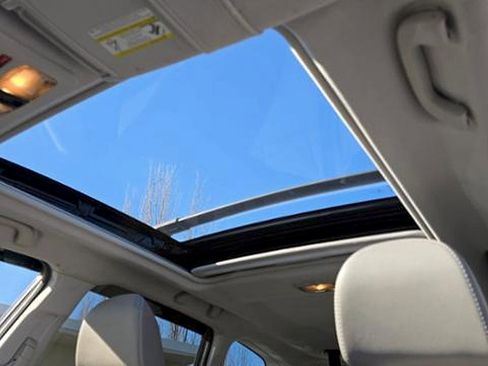 Used 2017 Subaru Forester 2.5i Limited image 22