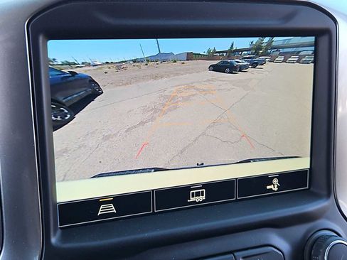 Used 2021 Chevrolet Silverado 1500 LTZ w/ LTZ Premium Package AWD/4WD image 27