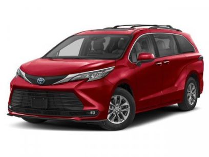 New 2025 Toyota Sienna XLE