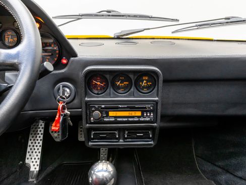 Used 1988 Ferrari 328 GTS image 31