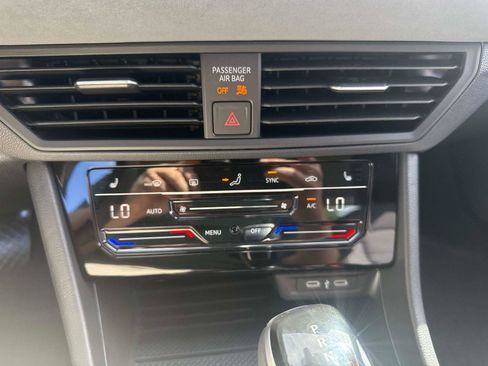 New 2025 Volkswagen Jetta SE image 19