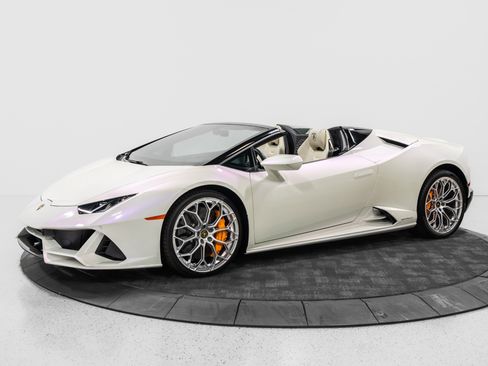 Used 2024 Lamborghini Huracan EVO AWD/4WD image 3