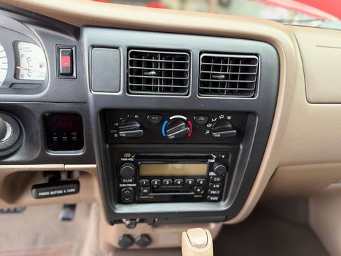 Used 2003 Toyota Tacoma PreRunner RWD image 61