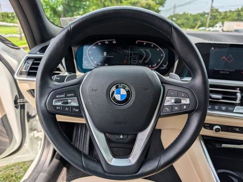 Used 2021 BMW 330i xDrive Sedan w/ Premium Package AWD/4WD image 22