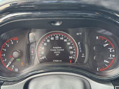 Used 2024 Dodge Durango GT RWD image 34