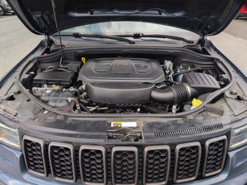 Used 2020 Jeep Grand Cherokee Limited X image 17