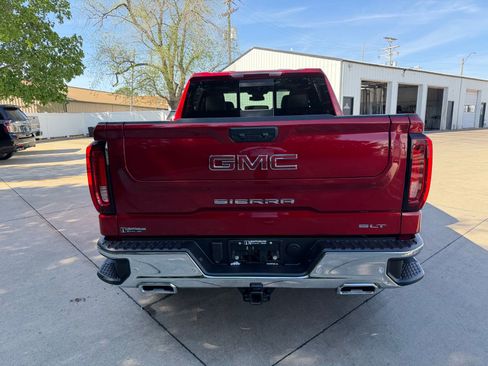 Used 2025 GMC Sierra 1500 SLT w/ SLT Premium Plus Package image 30
