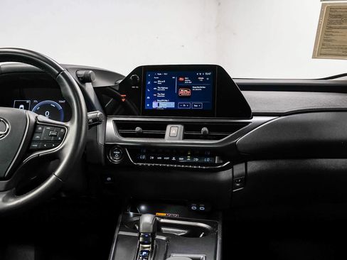 Certified 2025 Lexus UX 300h FWD w/ Accessory Package (Z2) image 12