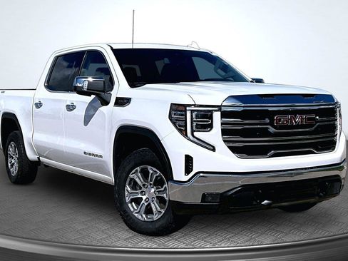 Used 2024 GMC Sierra 1500 SLT AWD/4WD image 13
