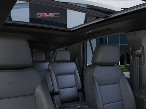New 2026 GMC Yukon Denali w/ Sun & Power Step Package AWD/4WD image 24