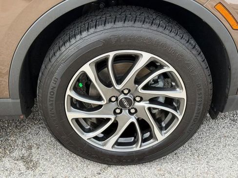 Used 2022 Lincoln Corsair FWD image 7