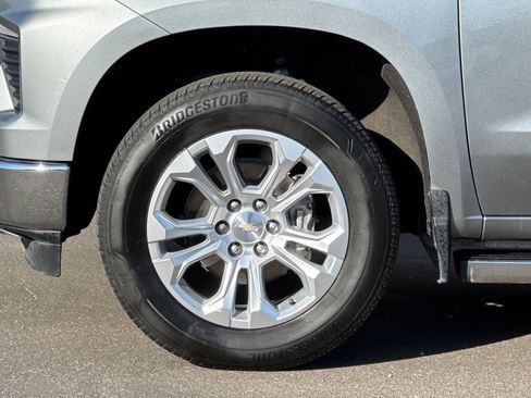 Used 2024 Chevrolet Silverado 1500 LTZ w/ Technology Package RWD image 28