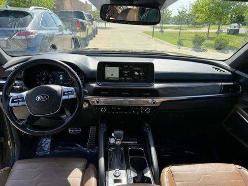 Used 2020 Kia Telluride SX w/ SX Prestige Package image 12