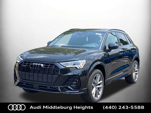 Certified 2025 Audi Q3 2.0T Premium w/ Convenience Package image 2