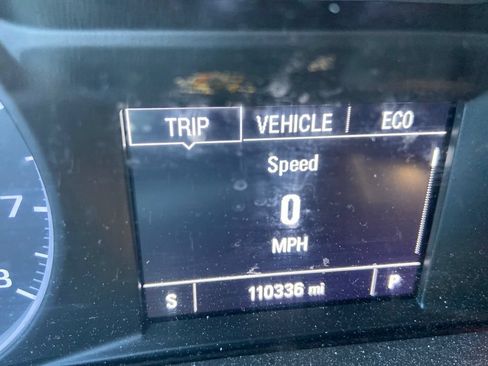 Used 2017 GMC Acadia SLE FWD image 37