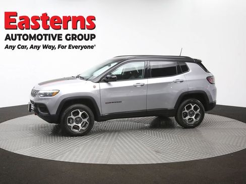 Used 2022 Jeep Compass Trailhawk w/ Trailhawk Elite Group AWD/4WD image 60